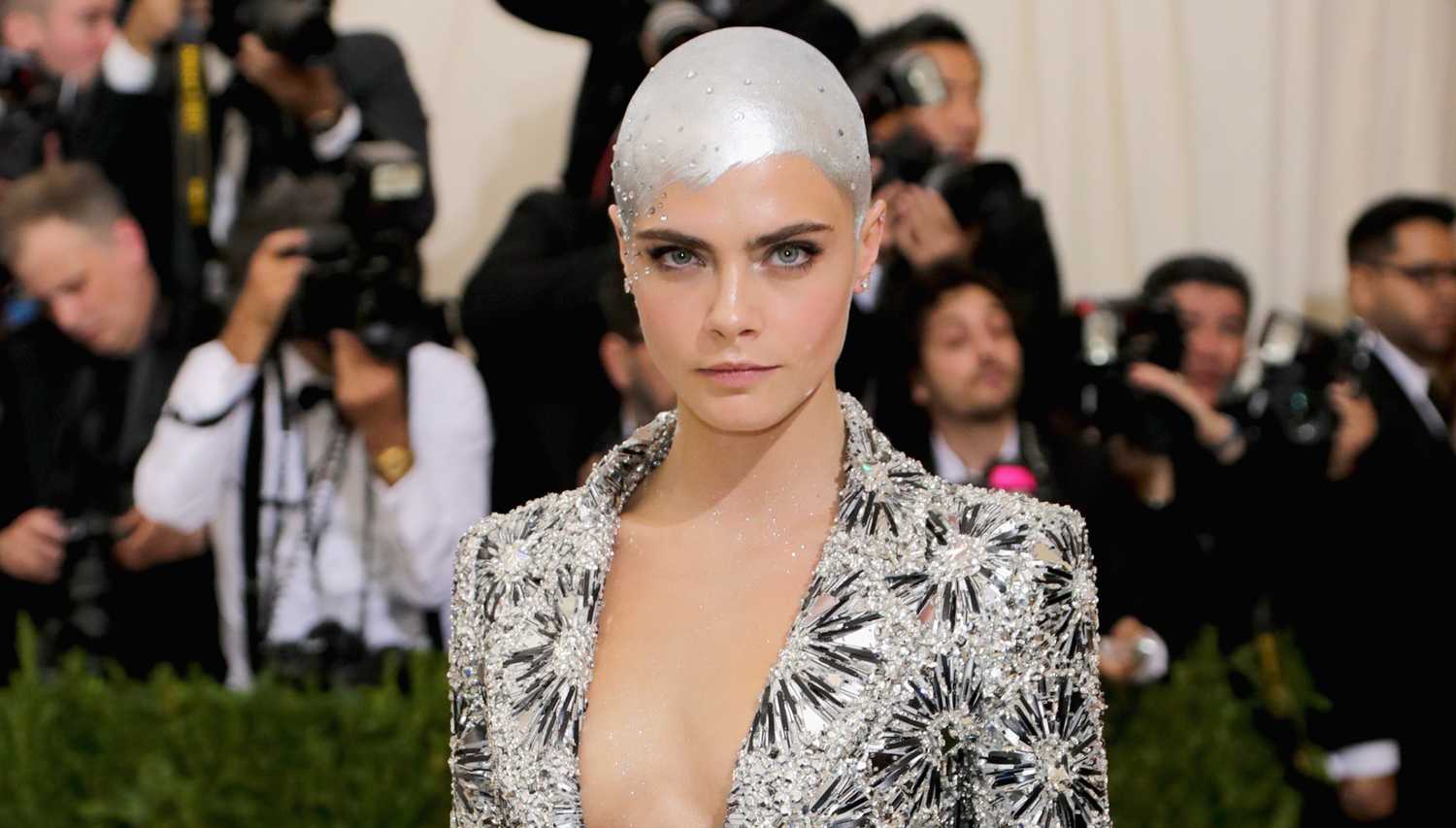 Cara Delevigne, siempre causando polémica.