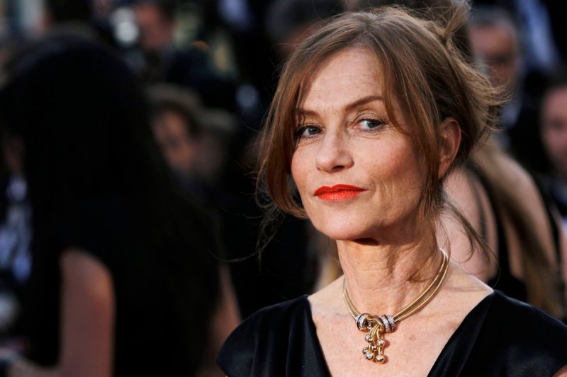 La diva francesa Isabelle Huppert, que como es una diosa...¡puede hacer lo que se le antoje!