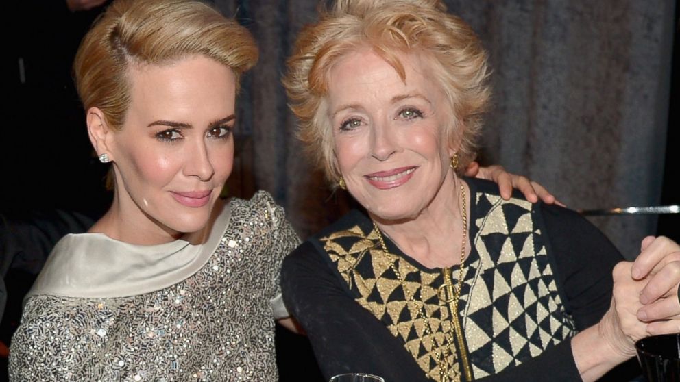 Sarah Paulson y su pareja Holland Taylor.