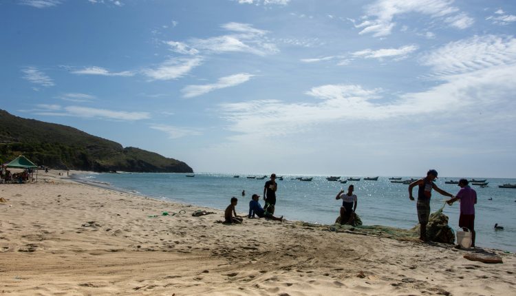Playa nudista: qué sí y qué no hacer. ¡Conoce el protocolo!