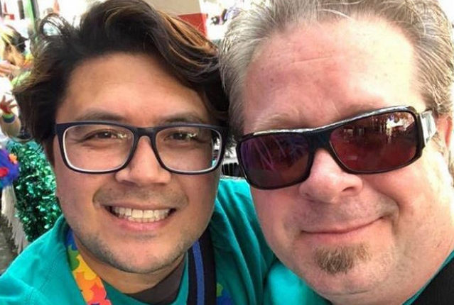 hombres gay buscan pareja parecida a su padre / Fuente: Instagram @powell4665
