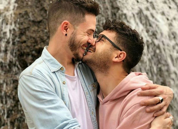 parejas LGBTQ+, vínculo con tu pareja