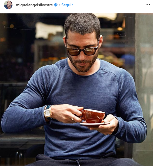Miguel Ángel Silvestre deleita a sus fans