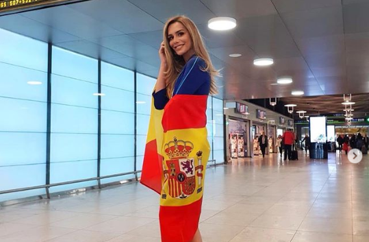 Ángela Ponce apareció regia en Miss Universo con un vestido de flamenca