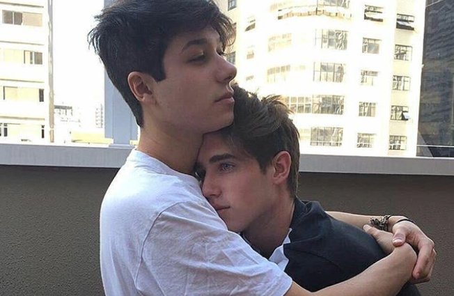 Adolescentes LGBT son más propensos a tener ideas suicidas