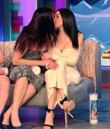 Karime Pindter y Gala Montes