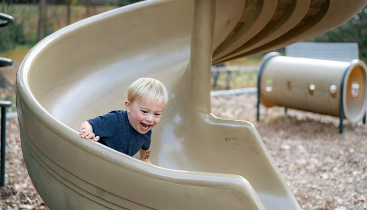 zachary-kadolph-3uI-ZzbnJs0-unsplash