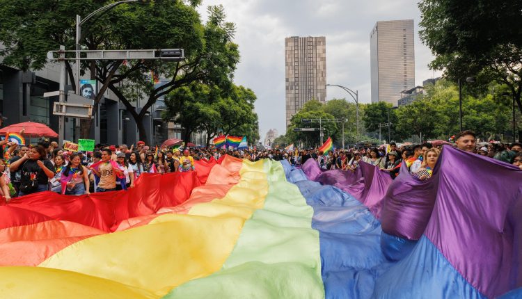 El Ángel de la Independencia será nuevamente el punto de arranque de la movilización LGBT+ 2026 en la capital mexicana